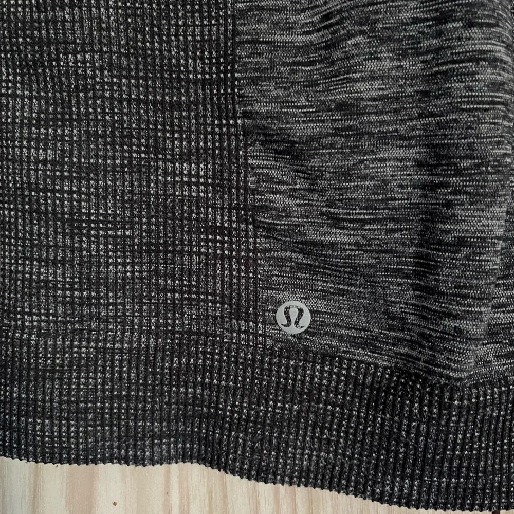 Lululemon Restless Pullover - Picture 7 of 7